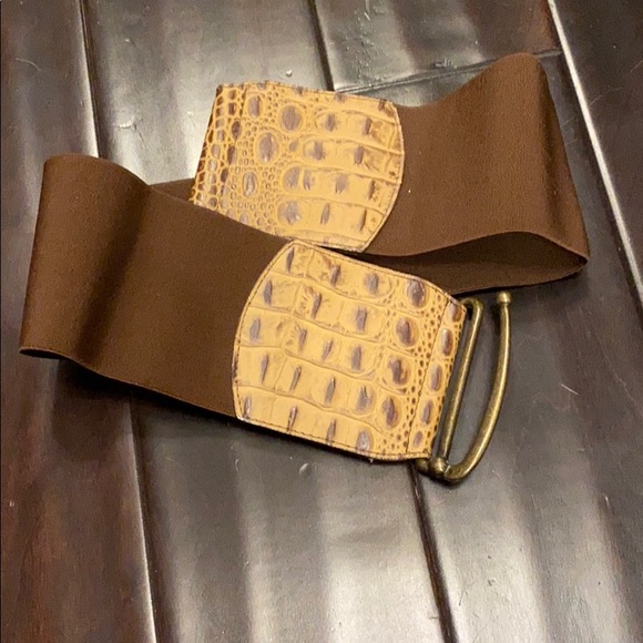 Brown BCBG MaxAzria belt